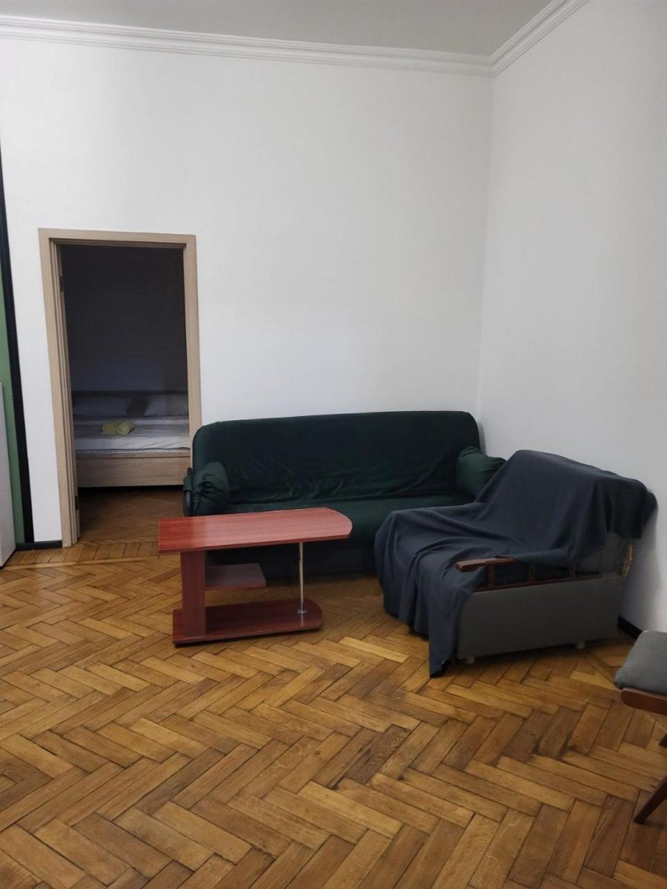 Apartamenty On Knyazya Romana Lviv Exteriör bild